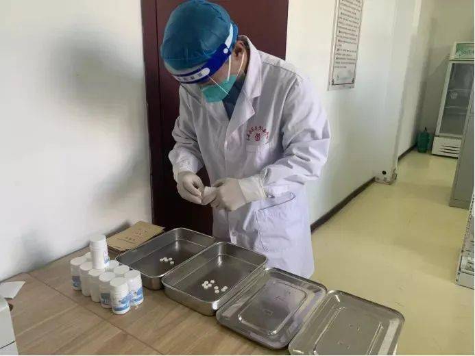 记者探访呼市部分药店：退烧药拆零销售药品供应有保障(图3)