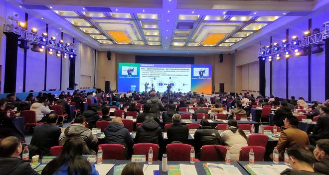 向新向绿向未来第四届黄河流域新能源创新发展大会在济召开(图3)