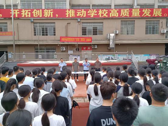 广西全州县市场监管局“你点我检 服务惠民生”活动进校园