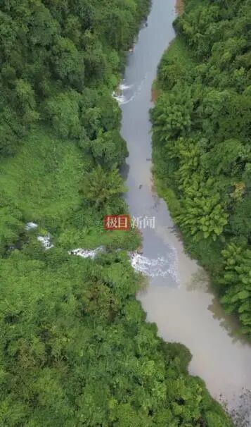 博主重回被污染的河道：臭味明显减小 正在开展治理施工